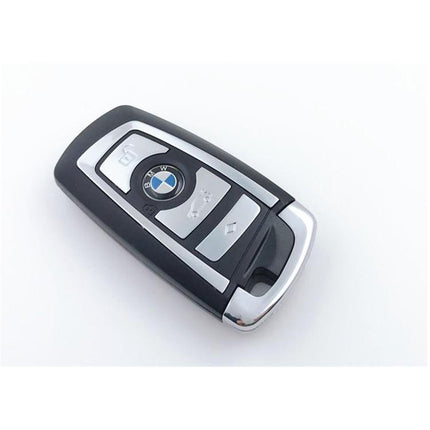 BMW Flash Disk - 32 GB at Carpockets